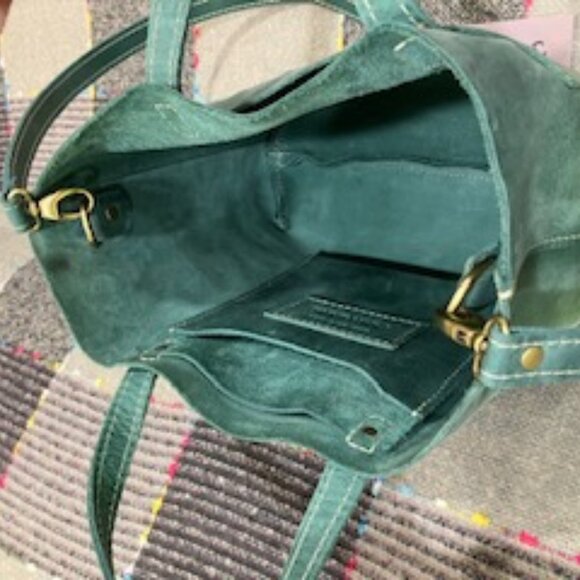 Portland Leather Surf Medium Classic Crossbody VGUC - Picture 3 of 12